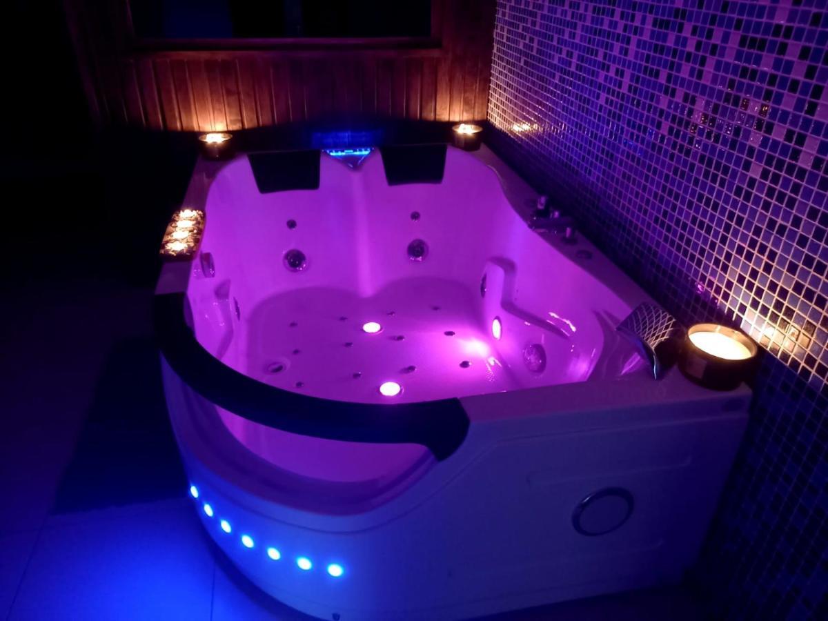 Skyhouse Riga Amazing Penthouse And Spa Exterior foto